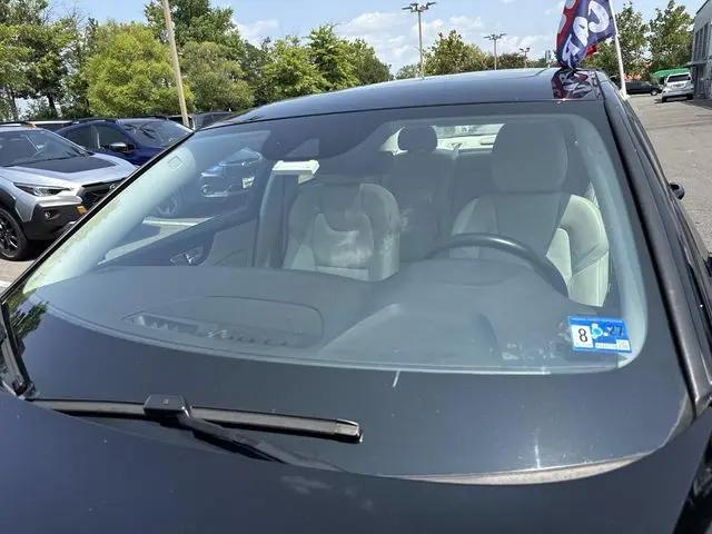 2021 Volvo S60 T6 Momentum