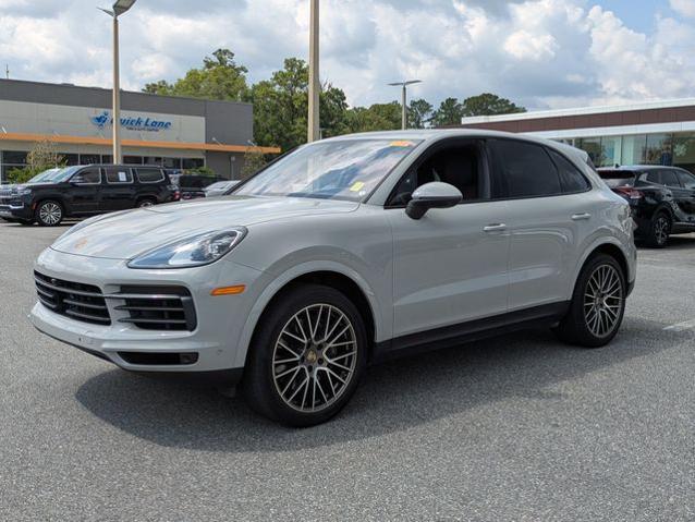 2022 Porsche Cayenne Base