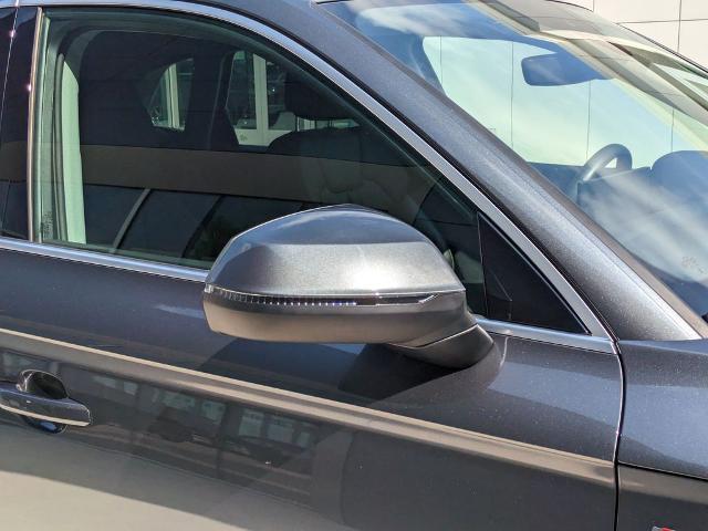 2025 Audi Q5 Premium Plus 55 TFSI e S line quattro S tronic