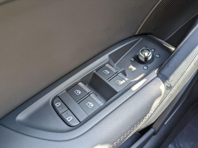 2025 Audi Q5 Premium Plus 55 TFSI e S line quattro S tronic