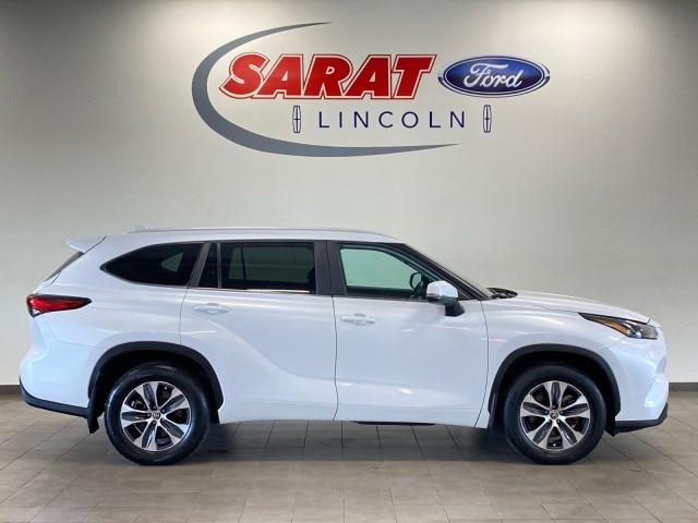 2023 Toyota Highlander XLE for sale in Agawam, MA