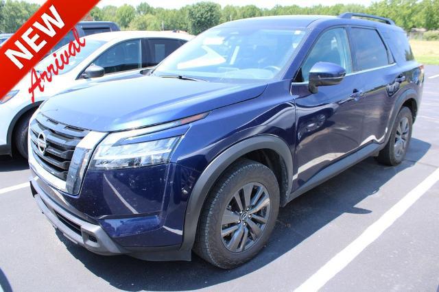 2022 Nissan Pathfinder SV 4WD for sale in Saint James, MO