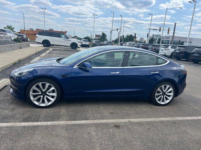 2020 Tesla Model 3 Standard Range Rear-Wheel Drive for sale in Naperville, IL