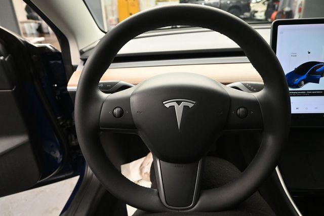 2020 Tesla Model 3 Standard Range Rear-Wheel Drive