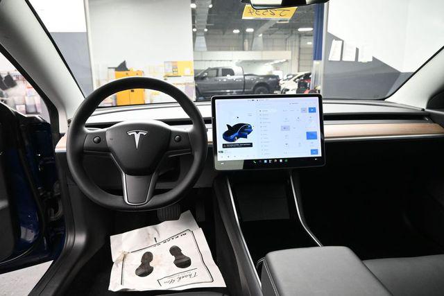 2020 Tesla Model 3 Standard Range Rear-Wheel Drive