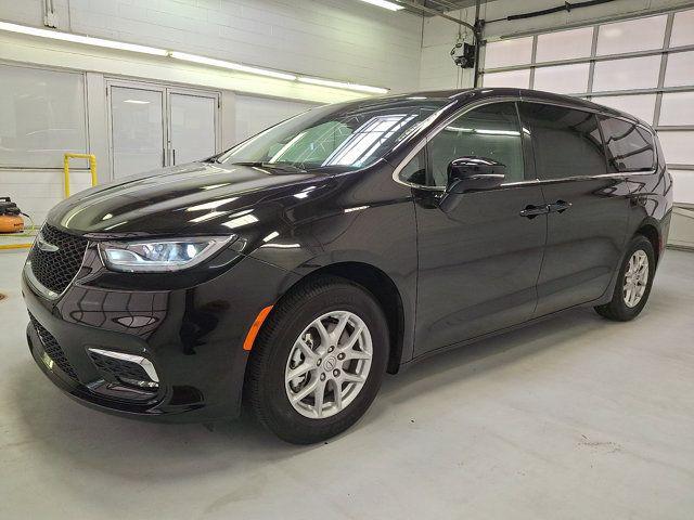 2026 Chrysler Pacifica Select 2026 Chrysler Pacifica Select