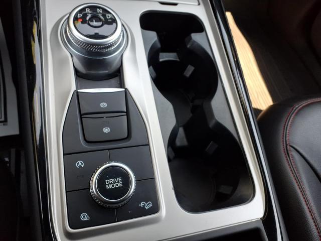 2024 Ford Explorer ST-Line