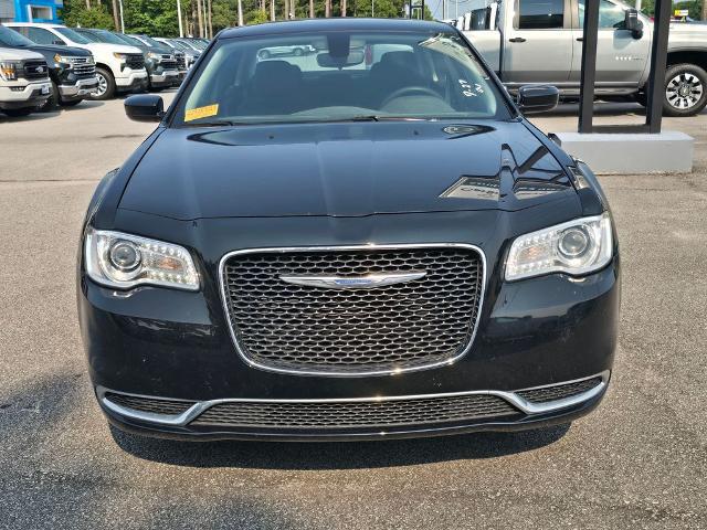 2023 Chrysler 300 Touring