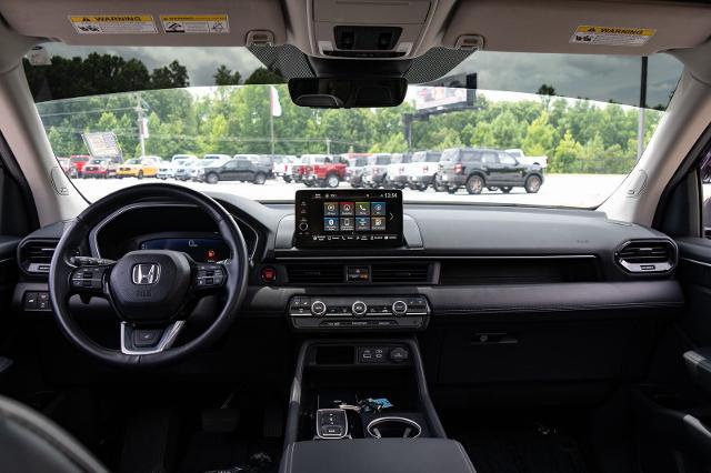 2023 Honda Pilot AWD Elite