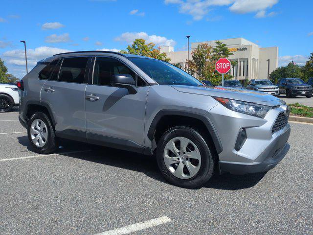 2021 Toyota RAV4 LE 2021 Toyota RAV4 LE