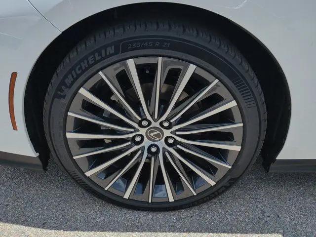 2026 Lexus ES 350 Luxury