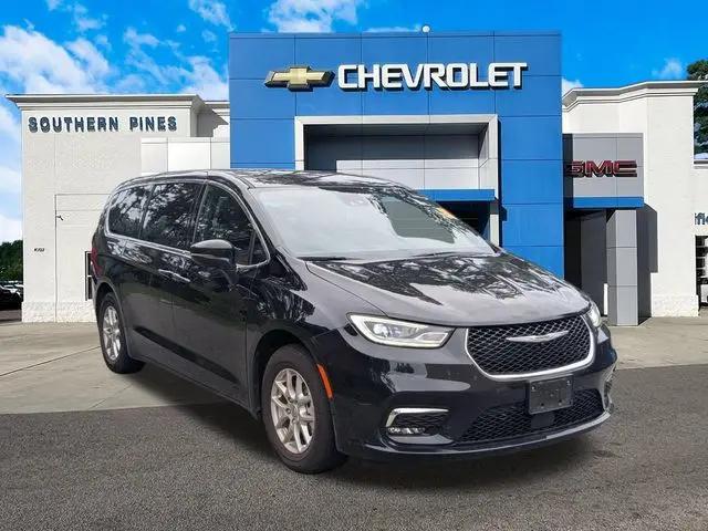 2025 Chrysler Pacifica Select for sale in Southern Pines, NC