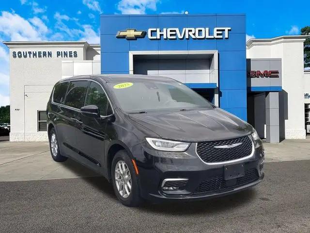 2025 Chrysler Pacifica Select for sale in Southern Pines, NC