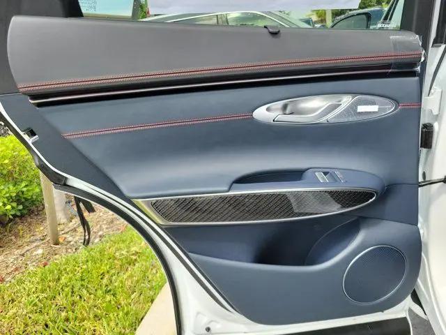 2027 Genesis GV70 3.5T Prestige Graphite