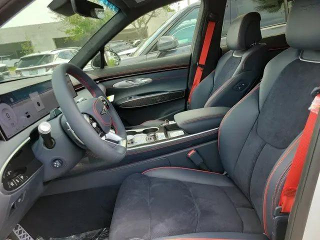 2027 Genesis GV70 3.5T Prestige Graphite
