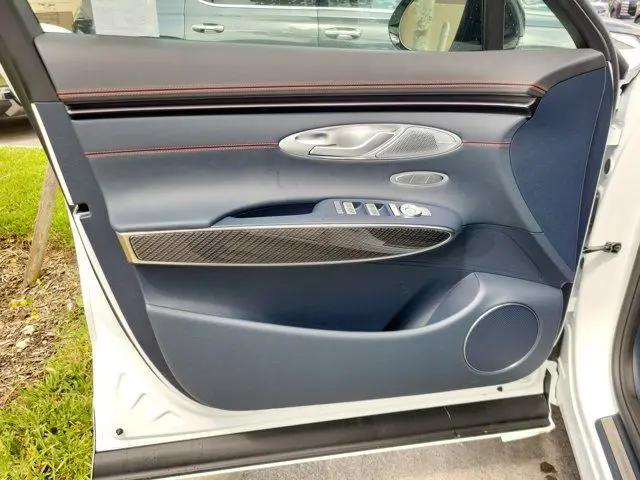 2027 Genesis GV70 3.5T Prestige Graphite