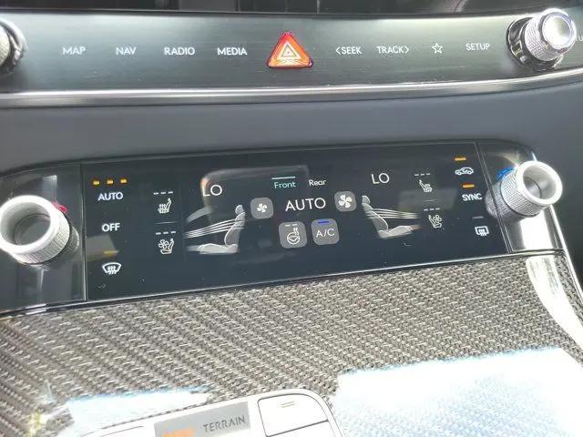 2027 Genesis GV70 3.5T Prestige Graphite