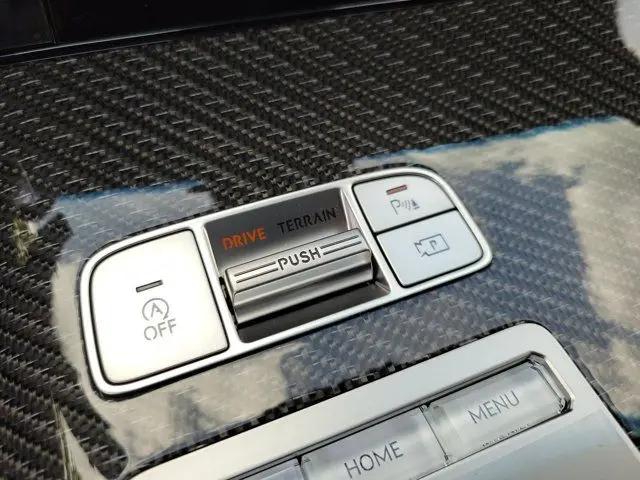 2027 Genesis GV70 3.5T Prestige Graphite