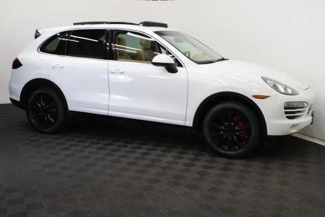 2013 Porsche Cayenne Cayenne