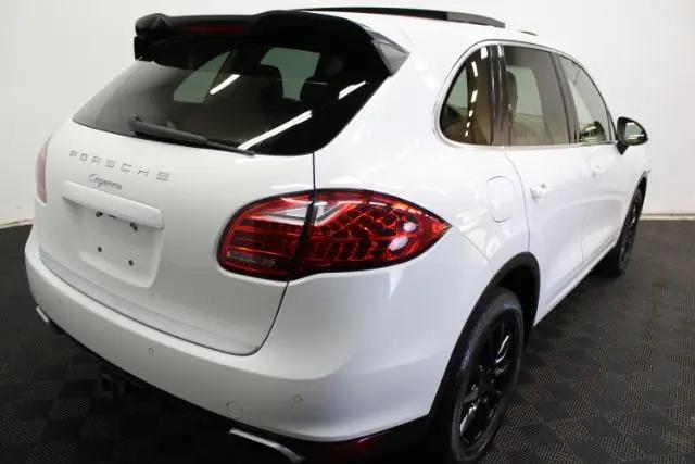 2013 Porsche Cayenne Cayenne