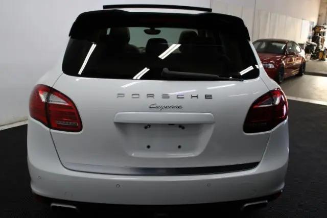2013 Porsche Cayenne Cayenne
