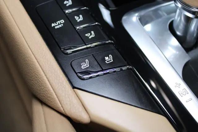 2013 Porsche Cayenne Cayenne