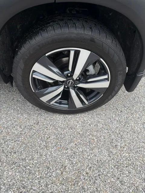 2023 Nissan Rogue SL Intelligent AWD