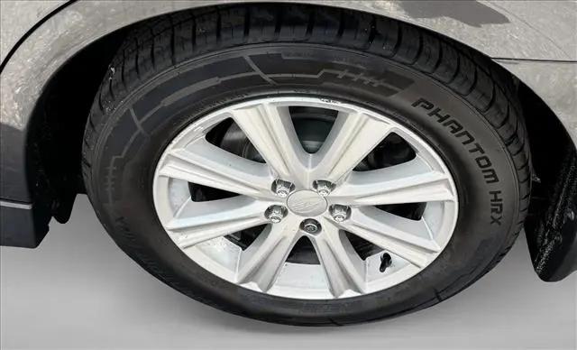 2012 Subaru Legacy 2.5i Premium
