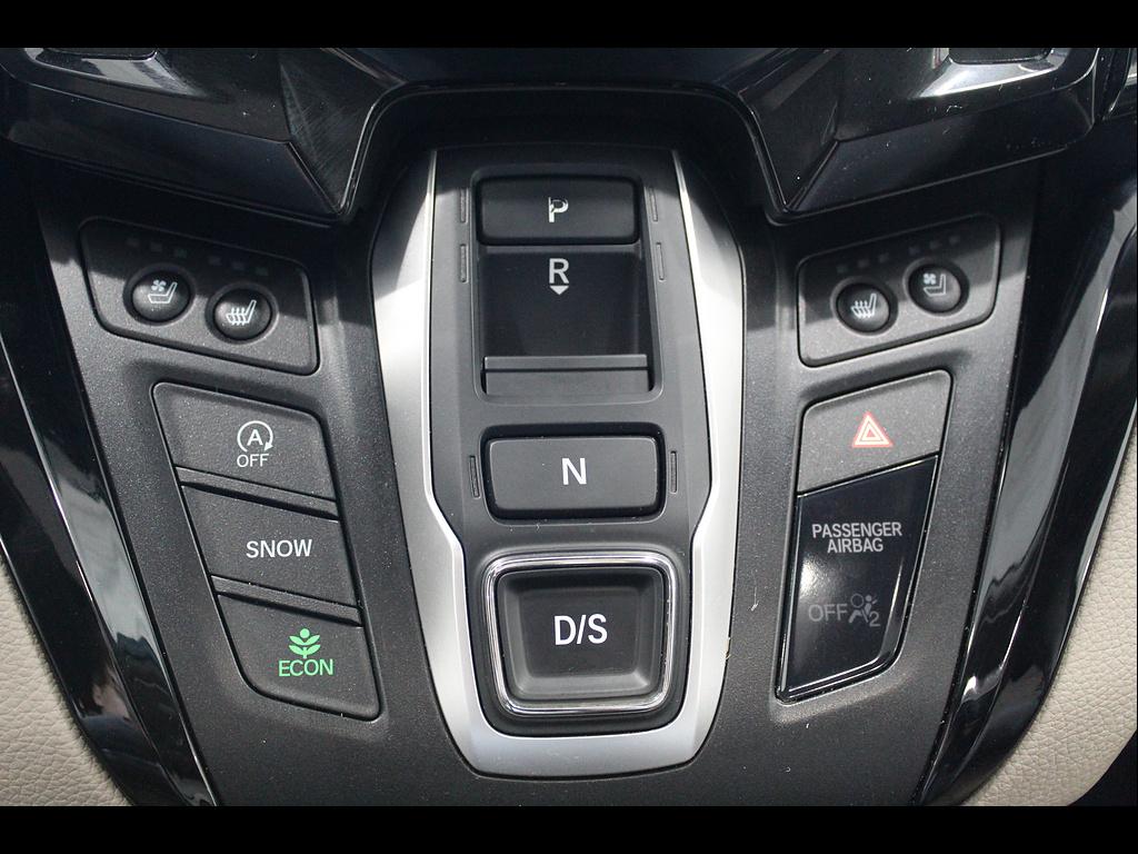 2018 Honda Odyssey Elite - Photo 16