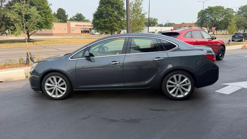 2012 Buick Verano Leather Group