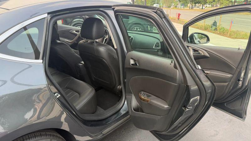 2012 Buick Verano Leather Group