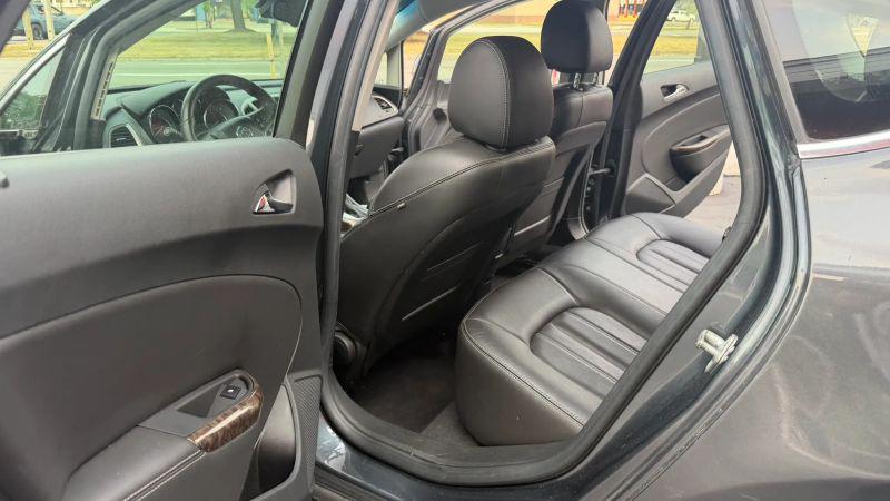 2012 Buick Verano Leather Group