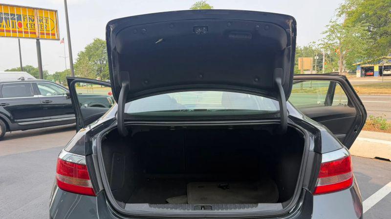 2012 Buick Verano Leather Group