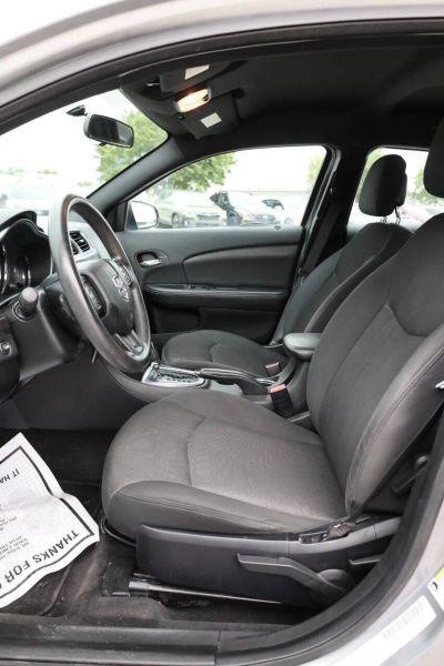 2014 Dodge Avenger SE