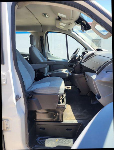 2015 Ford Transit XLT