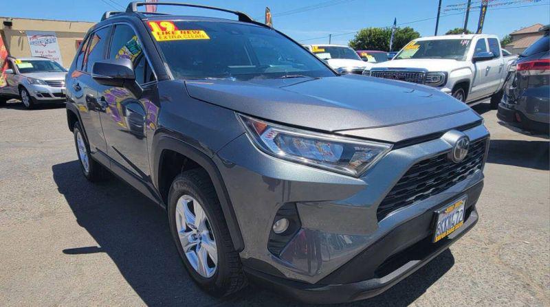 2019 Toyota RAV4 XLE for sale in Oakdale, CA