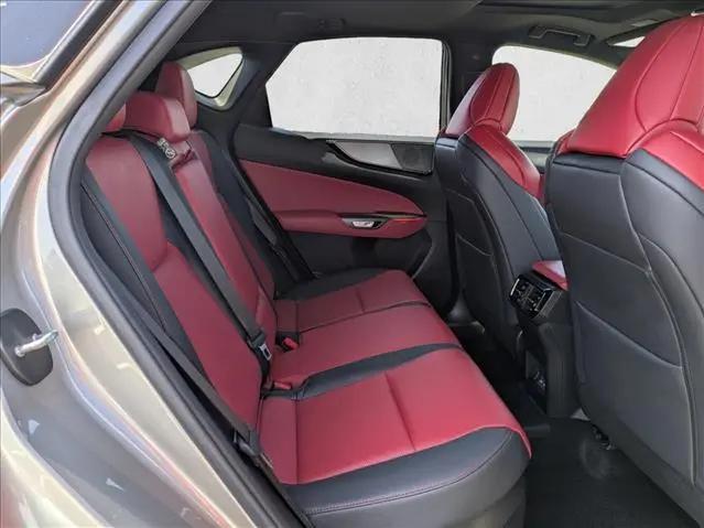 2025 Lexus NX NX 450h+ F SPORT Handling