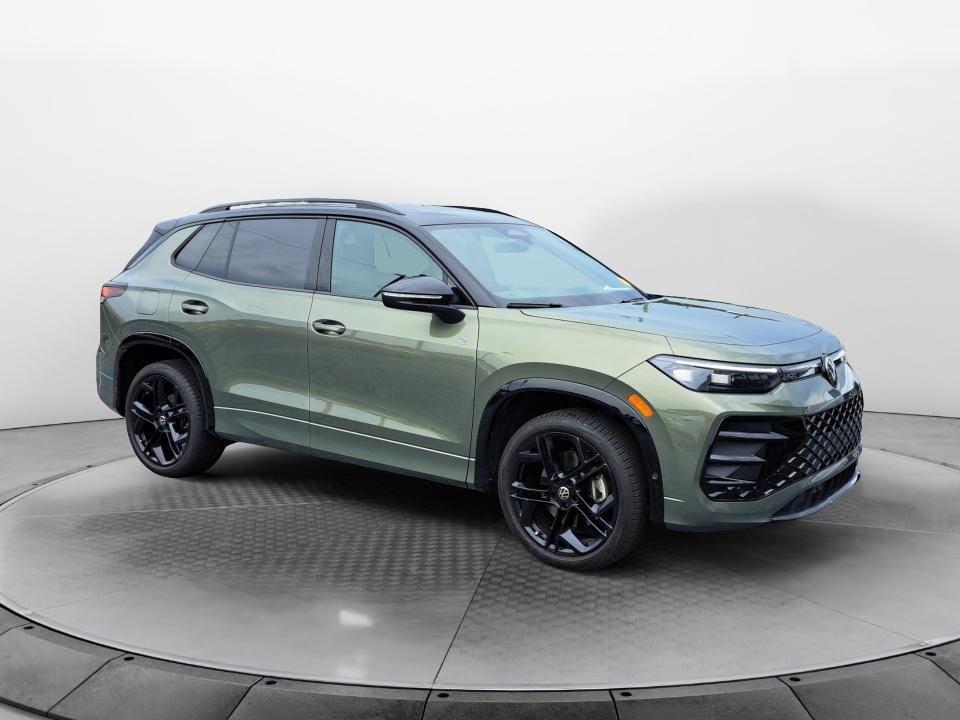 /2025 Volkswagen Tiguan