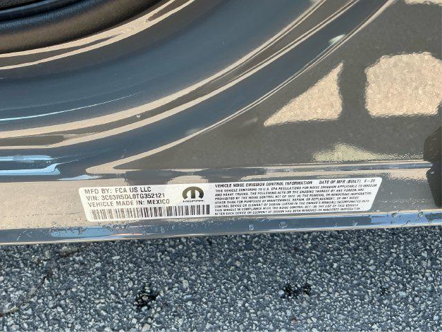 2026 Ram 2500 Big Horn Crew Cab 4x4 64 Box
