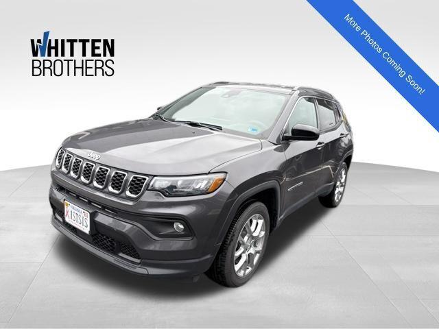 2024 Jeep Compass Latitude Lux FWD 2024 Jeep Compass Latitude Lux FWD
