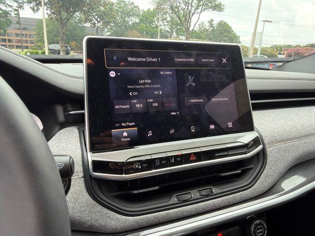 2024 Jeep Compass Latitude Lux FWD 2024 Jeep Compass Latitude Lux FWD