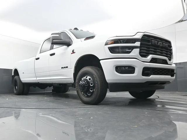 2026 RAM 3500 RAM 3500 BIG HORN CREW CAB 4X4 8 BOX