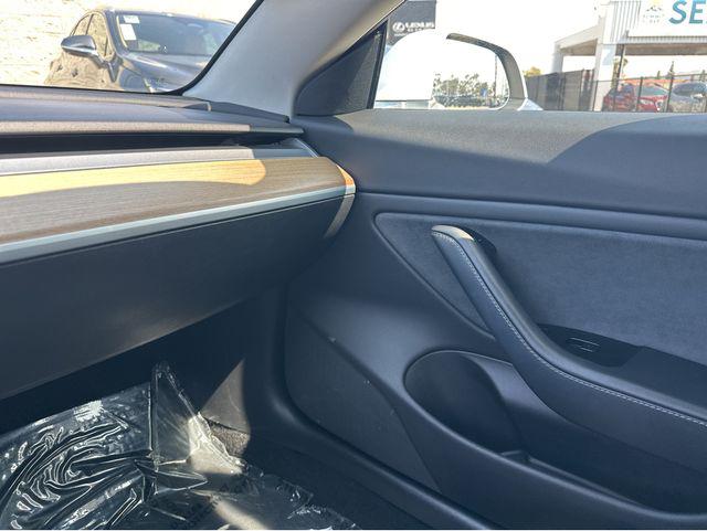 2018 Tesla Model 3 Unknown