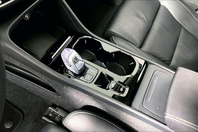 Used 2023 Volvo XC40 B4 Ultimate Dark Theme For Sale in Olive Branch, MS