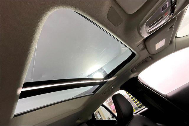 Used 2023 Volvo XC40 B4 Ultimate Dark Theme For Sale in Olive Branch, MS