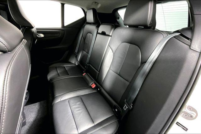 Used 2023 Volvo XC40 B4 Ultimate Dark Theme For Sale in Olive Branch, MS