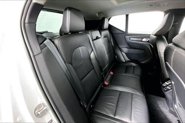 Used 2023 Volvo XC40 B4 Ultimate Dark Theme For Sale in Olive Branch, MS