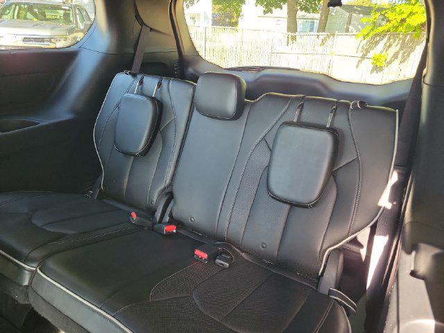 2021 Chrysler Pacifica Hybrid Limited