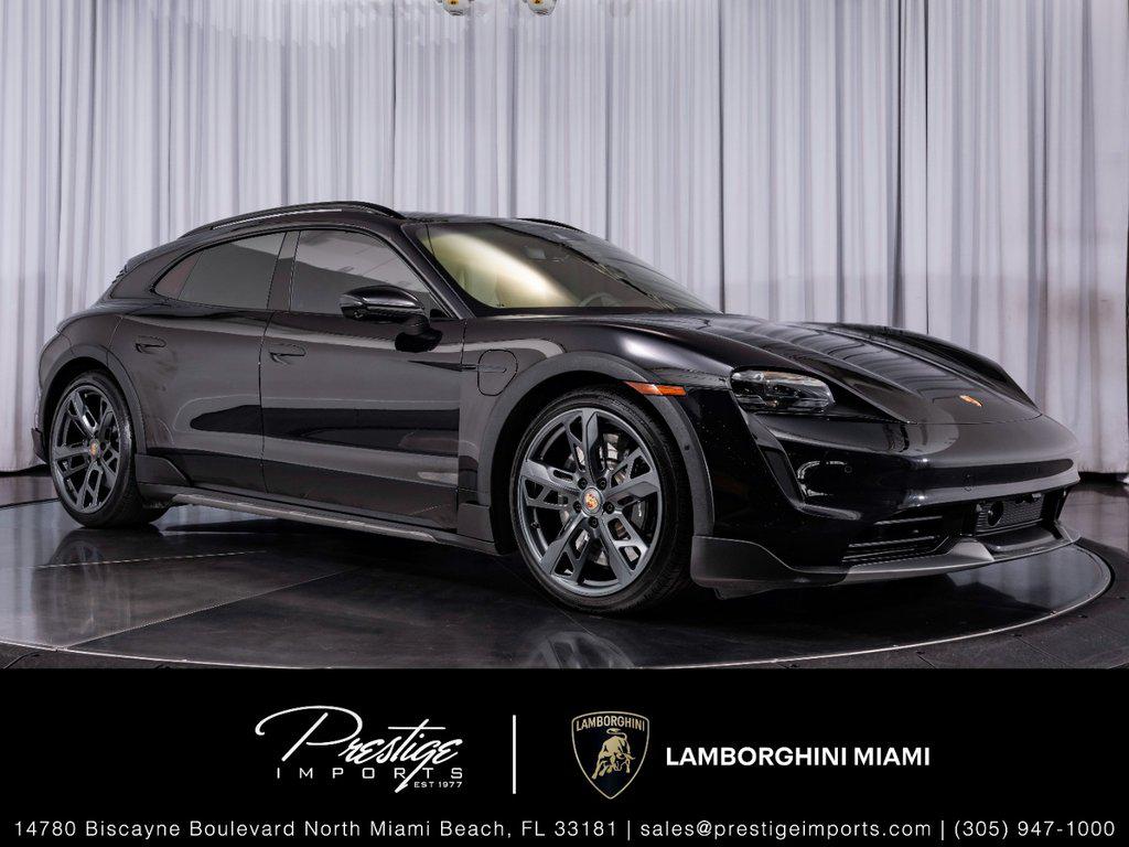 /2023 Porsche Taycan-Cross Turismo