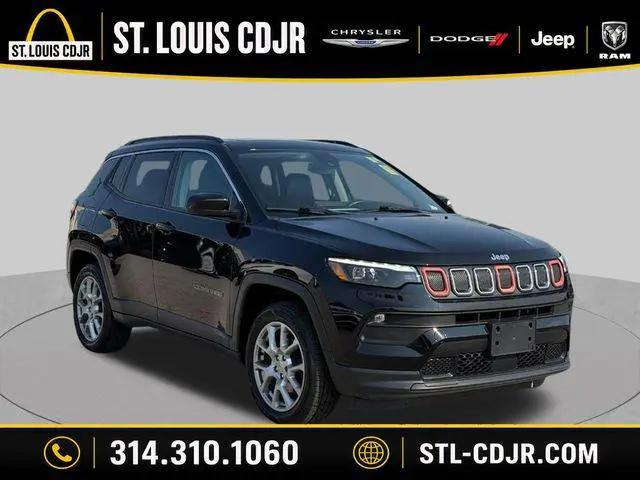 2022 Jeep Compass Latitude Lux 4x4 for sale in Bridgeton, MO